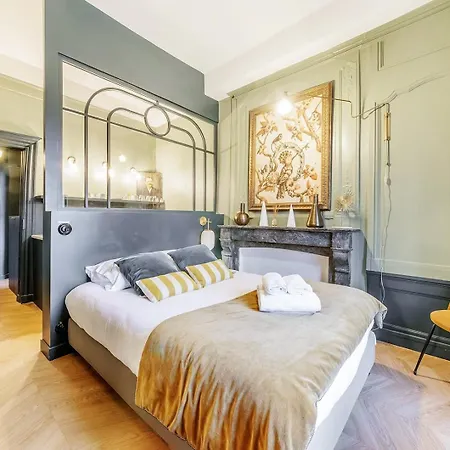 L'augustine, Atypique, Hyper Centre Apartment *